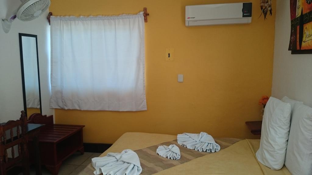 Hotel Posada La Regia Champoton Bagian luar foto