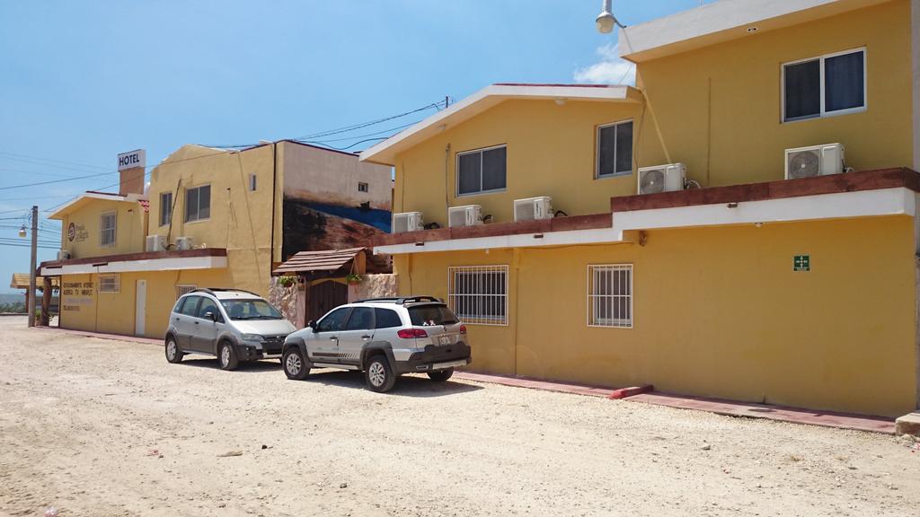 Hotel Posada La Regia Champoton Bagian luar foto
